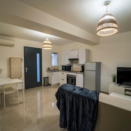 Appartement Des Carmes Ним Экстерьер фото
