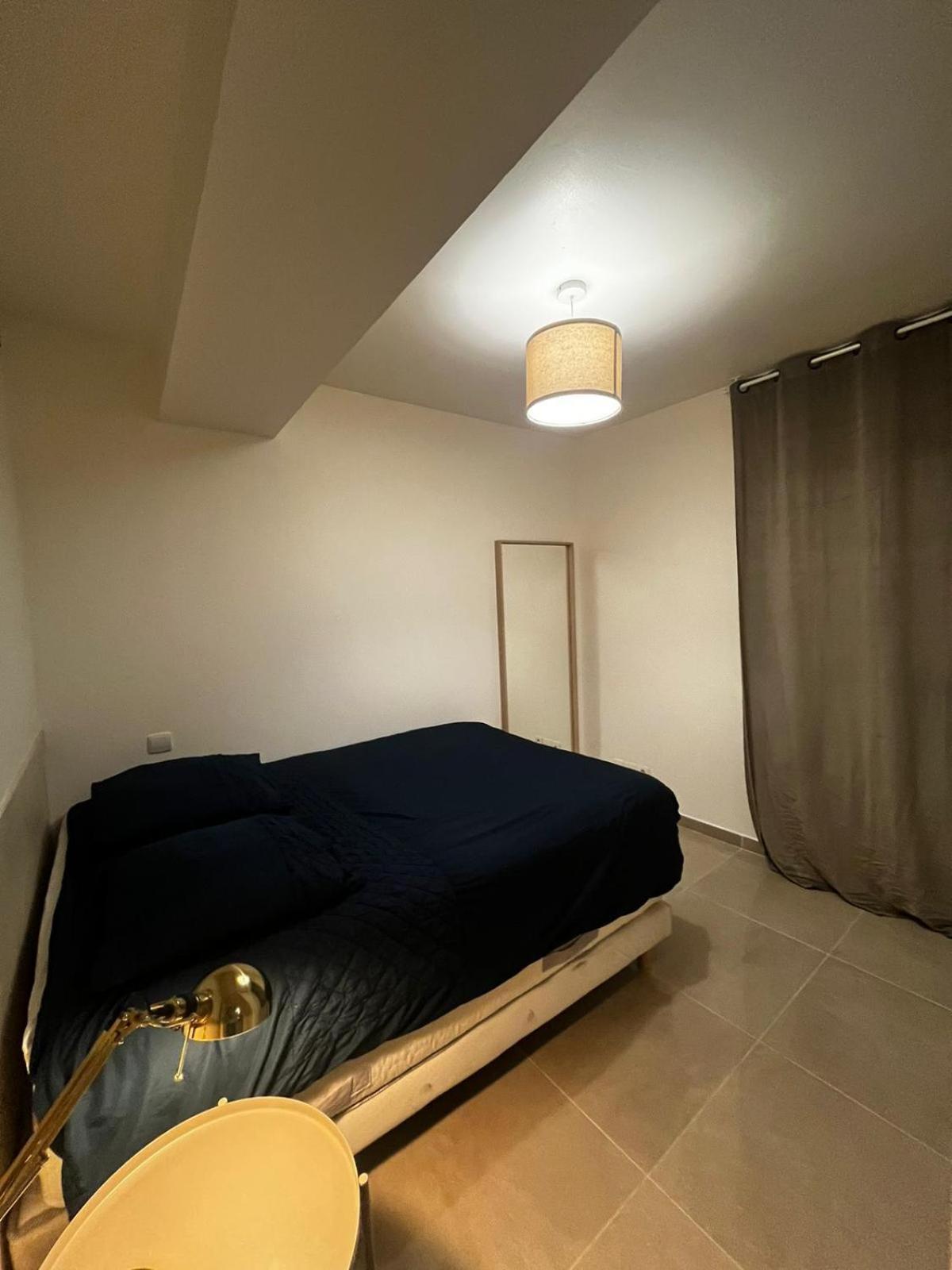 Appartement Des Carmes Ним Экстерьер фото