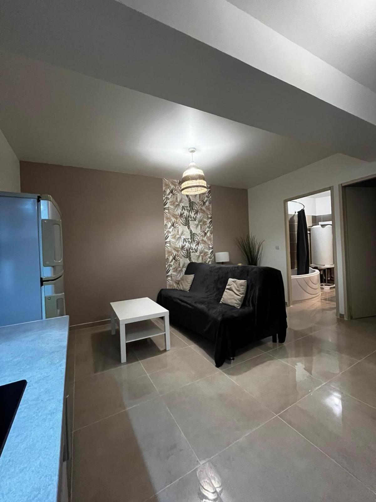 Appartement Des Carmes Ним Экстерьер фото