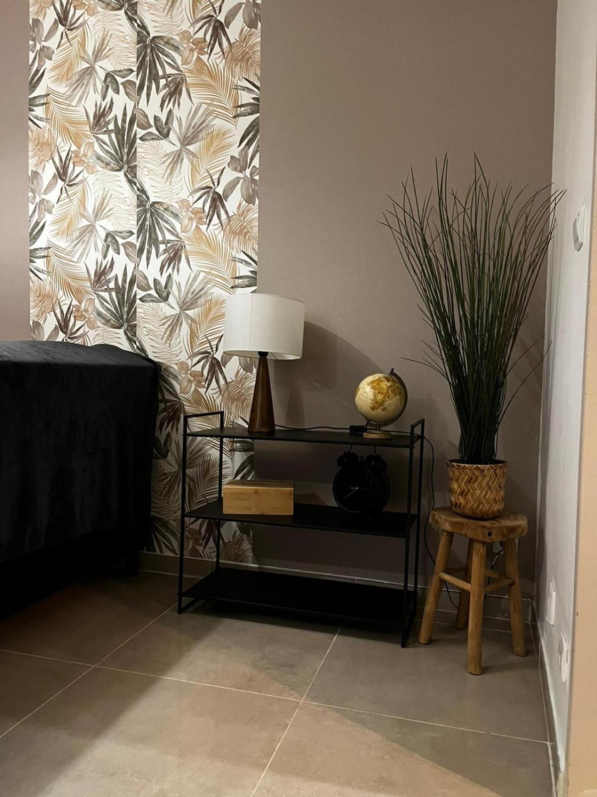 Appartement Des Carmes Ним Экстерьер фото