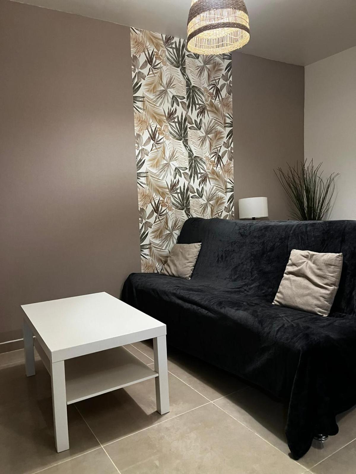 Appartement Des Carmes Ним Экстерьер фото